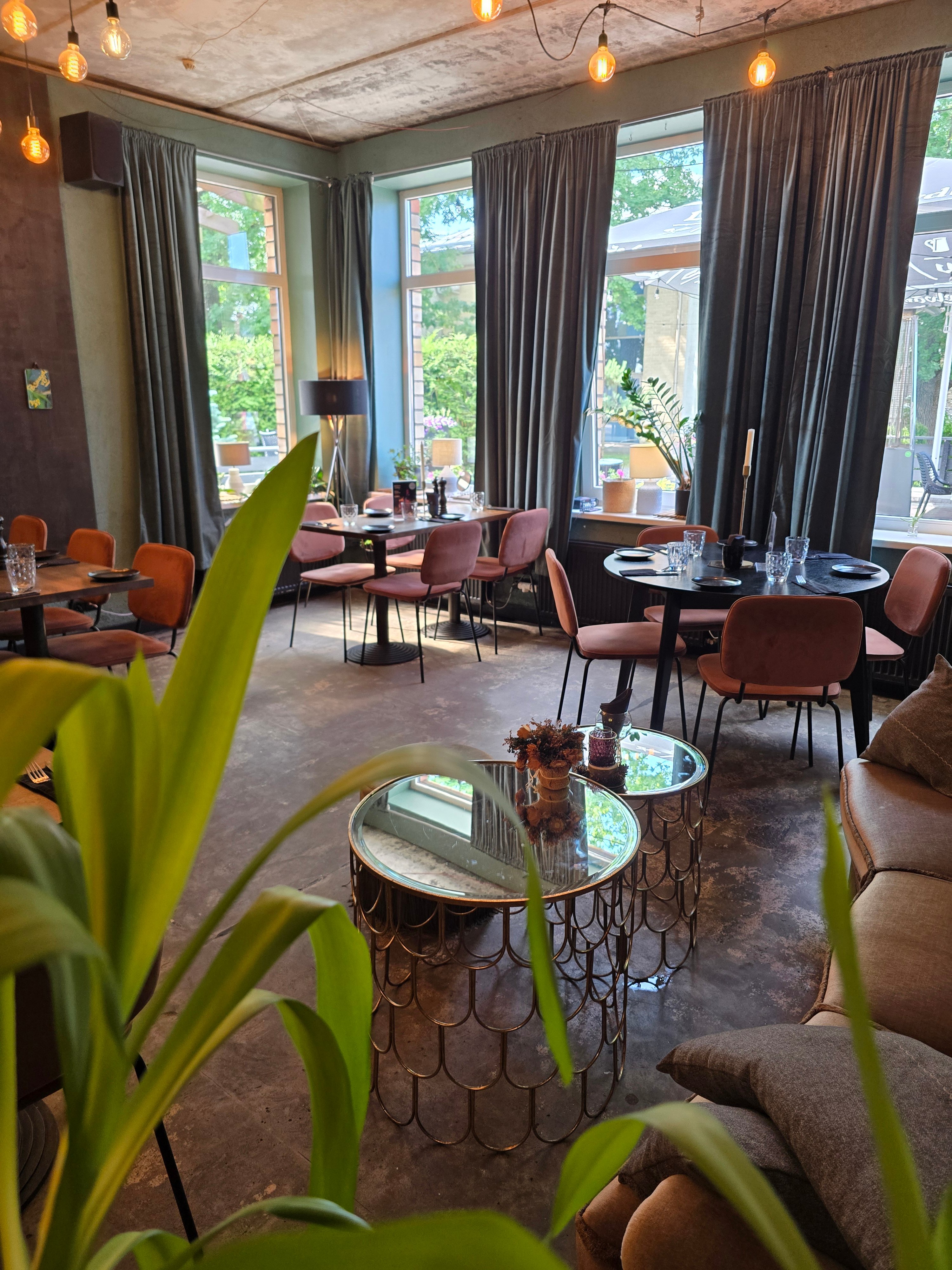 The Urban Cafe