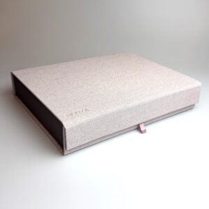 Kaste foto glabāšanai lielā